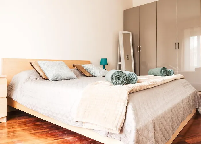 Apartment Murat - Isola District & M5 Marche *